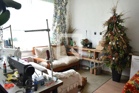 Sala de apartamento para alugar com 2 quartos, 40m² em Campo Grande, Rio de Janeiro