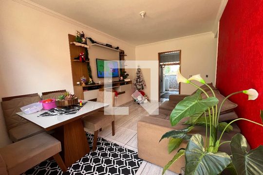 Casa de Condomínio para alugar com 3 quartos, 108m² em Xangri-lá, Contagem