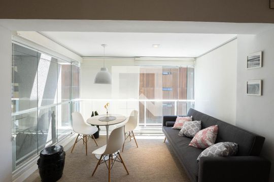 Studio de kitnet/studio para alugar com 1 quarto, 35m² em Consolação, São Paulo