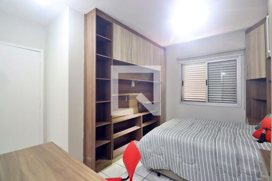 Suíte - Quarto 1 de apartamento à venda com 3 quartos, 95m² em Vila São Pedro, Santo André