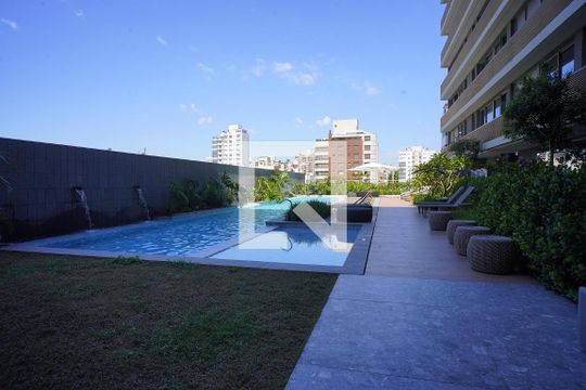 Área comum - Piscina de apartamento à venda com 1 quarto, 46m² em Praia de Belas, Porto Alegre