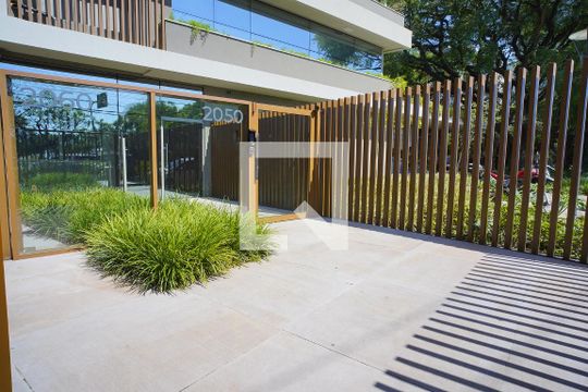 Fachada  de apartamento à venda com 1 quarto, 46m² em Praia de Belas, Porto Alegre