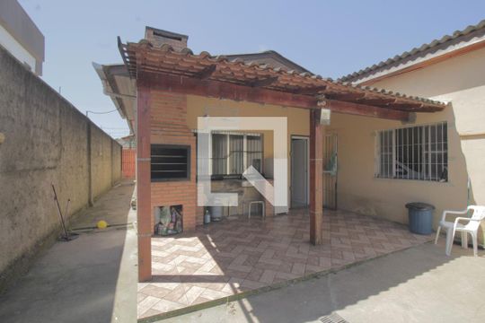 Área comum - Churrasqueira de casa à venda com 3 quartos, 100m² em Rio Branco, Canoas