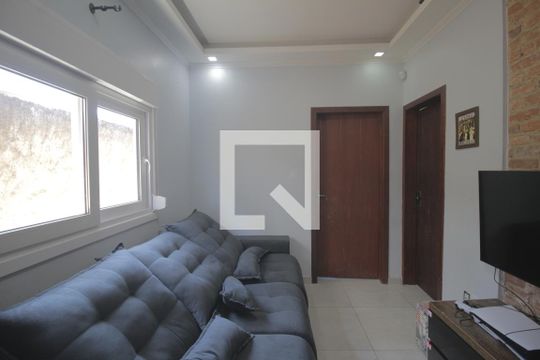 Casa à venda com 3 quartos, 100m² em Rio Branco, Canoas