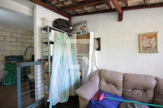 Area de Serviço de casa à venda com 4 quartos, 280m² em Santa Monica, Belo Horizonte
