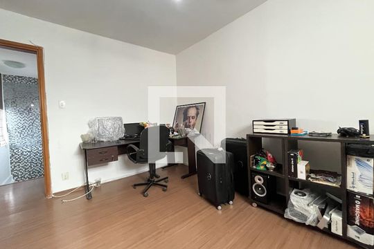 Quarto 2 de casa à venda com 3 quartos, 220m² em Vila Parque Jabaquara, São Paulo