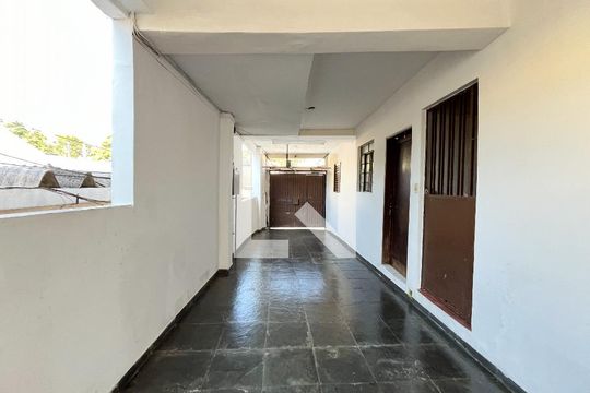 Garagem de casa à venda com 3 quartos, 220m² em Vila Parque Jabaquara, São Paulo