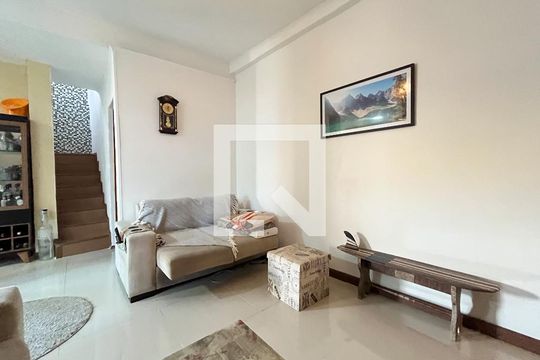 Sala de casa à venda com 3 quartos, 220m² em Vila Parque Jabaquara, São Paulo
