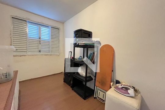 Quarto 3 de casa à venda com 3 quartos, 220m² em Vila Parque Jabaquara, São Paulo
