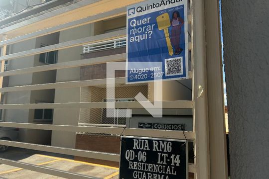 Plaquinha de divulgação de apartamento para alugar com 2 quartos, 67m² em Residencial Guarema, Goiânia