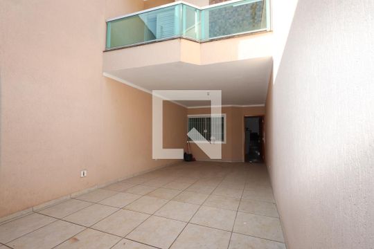 Garagem de casa à venda com 3 quartos, 110m² em Vila Prudente, São Paulo