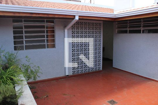 Quintal de casa à venda com 3 quartos, 250m² em Vila Arens/vila Progresso, Jundiaí