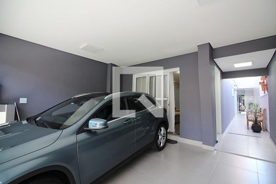 Garagem de casa à venda com 3 quartos, 250m² em Rudge Ramos, São Bernardo do Campo