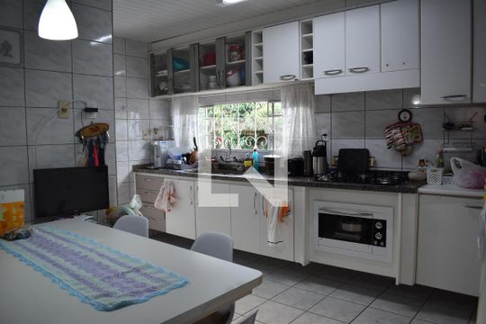 Cozinha de casa à venda com 3 quartos, 525m² em Bairro Alto, Curitiba