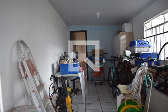 Depósito de casa à venda com 3 quartos, 525m² em Bairro Alto, Curitiba