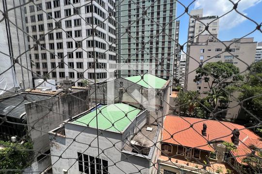 Vista da Sacada de kitnet/studio para alugar com 1 quarto, 60m² em Cerqueira César, São Paulo