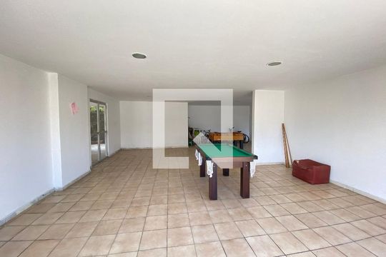 Área comum de apartamento para alugar com 3 quartos, 140m² em Acupe de Brotas, Salvador