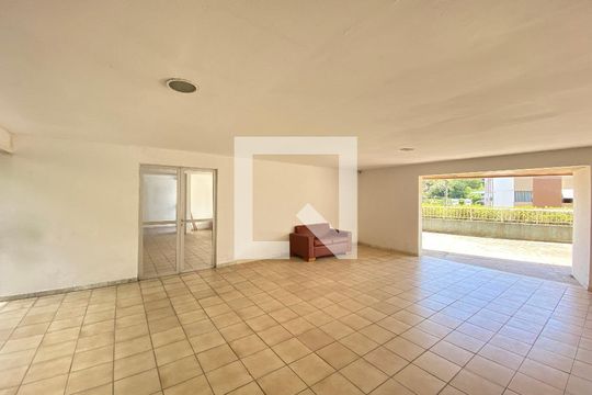 Área comum de apartamento para alugar com 3 quartos, 140m² em Acupe de Brotas, Salvador
