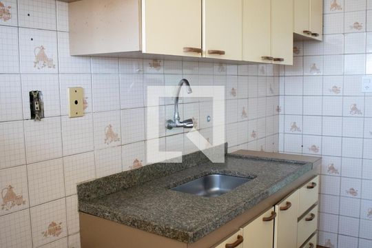 Cozinha de apartamento para alugar com 2 quartos, 50m² em Jardim Andaraí, São Paulo