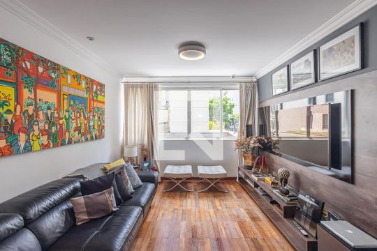 Sala de apartamento para alugar com 3 quartos, 110m² em Jardins, São Paulo