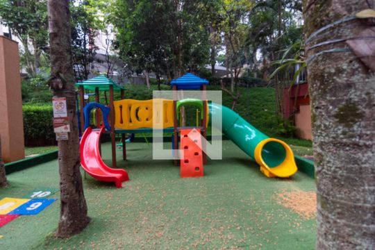 playgrourd de apartamento à venda com 3 quartos, 64m² em Vila Sofia, São Paulo