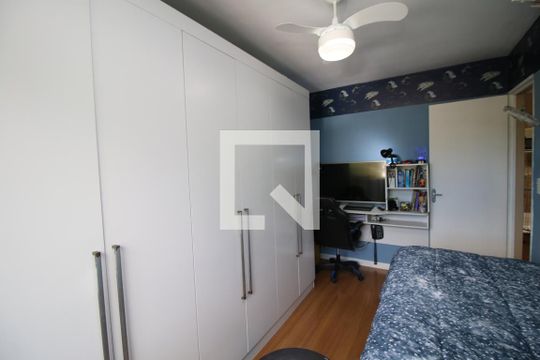 Quarto 1 de apartamento à venda com 2 quartos, 53m² em Olaria, Rio de Janeiro