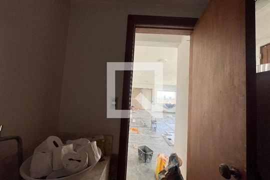 Banheiro 2 de apartamento para alugar com 5 quartos, 550m² em Parque Boturussu, São Paulo