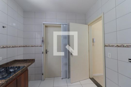 Cozinha de casa para alugar com 3 quartos, 380m² em Santa Felicidade, Curitiba