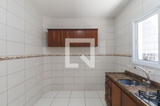 Cozinha de casa para alugar com 3 quartos, 380m² em Santa Felicidade, Curitiba
