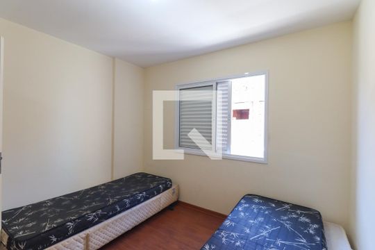 Quarto 1 de casa para alugar com 3 quartos, 380m² em Santa Felicidade, Curitiba