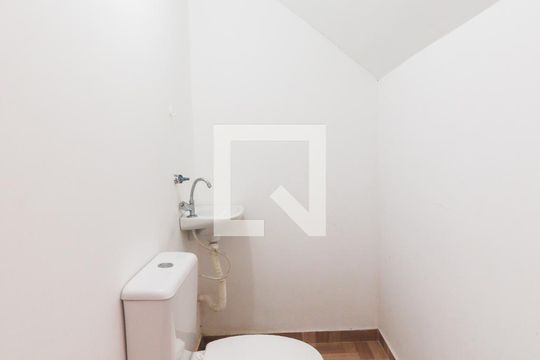 Lavabo 2 de casa para alugar com 3 quartos, 380m² em Santa Felicidade, Curitiba