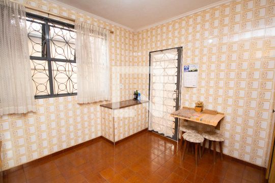Cozinha de casa para alugar com 3 quartos, 704m² em Alto da Boa Vista, Ribeirão Preto