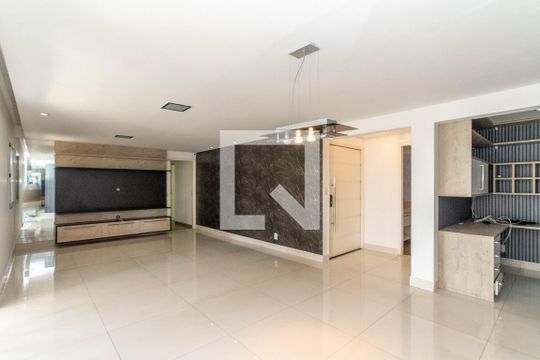 Sala de apartamento à venda com 3 quartos, 150m² em Vila Augusta, Guarulhos