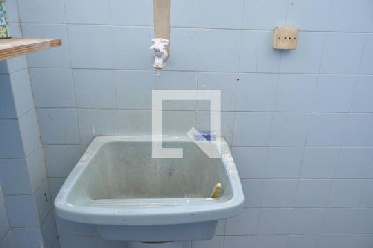 Área de serviço de apartamento para alugar com 2 quartos, 70m² em Riachuelo, Rio de Janeiro
