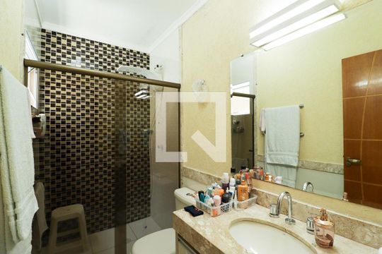 Banheiro da Suíte de casa à venda com 3 quartos, 140m² em Parque Mandaqui, São Paulo