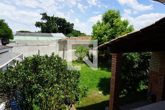 Vista de casa à venda com 2 quartos, 140m² em Vila Nova, Novo Hamburgo