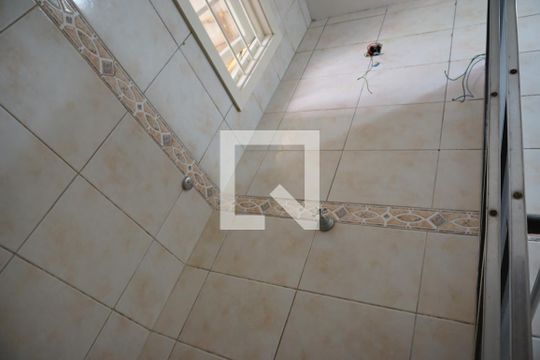 Banheiro de casa à venda com 2 quartos, 140m² em Vila Nova, Novo Hamburgo