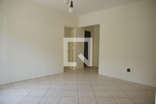 Sala de casa à venda com 2 quartos, 140m² em Vila Nova, Novo Hamburgo