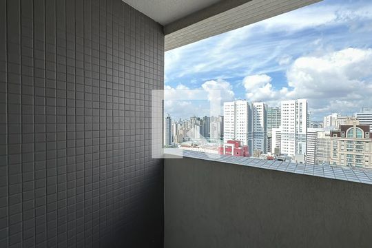 Studio de kitnet/studio para alugar com 1 quarto, 27m² em Centro, Curitiba