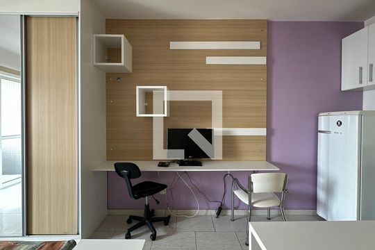Studio de kitnet/studio para alugar com 1 quarto, 27m² em Centro, Curitiba