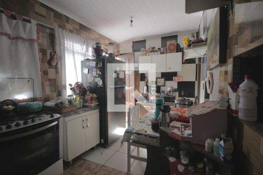 Cozinha de casa à venda com 1 quarto, 100m² em Rio Branco, Canoas