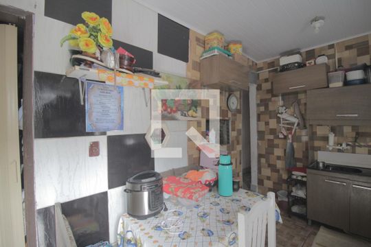 Cozinha de casa à venda com 1 quarto, 100m² em Rio Branco, Canoas