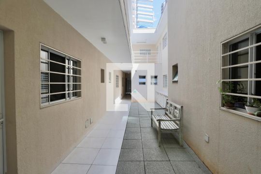 Área comum de kitnet/studio para alugar com 1 quarto, 22m² em Vila Regente Feijó, São Paulo