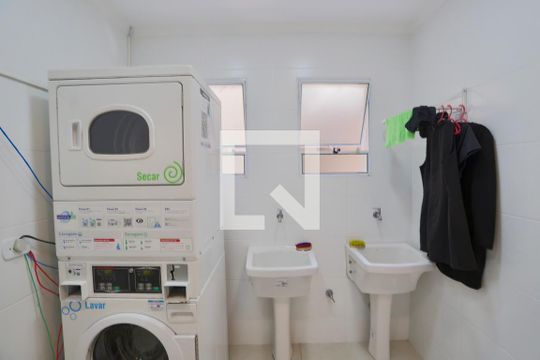 Lavanderia de kitnet/studio para alugar com 1 quarto, 22m² em Vila Regente Feijó, São Paulo