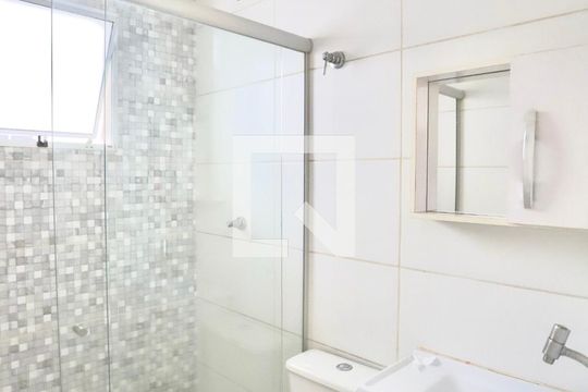 Banheiro de kitnet/studio para alugar com 1 quarto, 22m² em Vila Regente Feijó, São Paulo