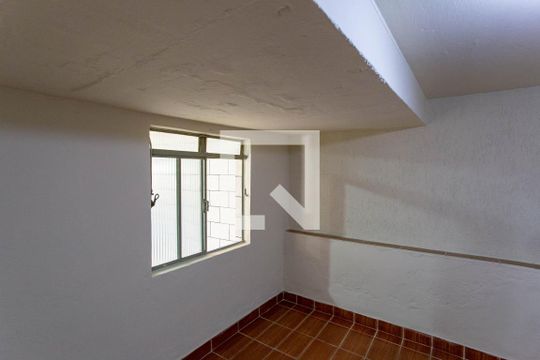 Quarto de kitnet/studio para alugar com 1 quarto, 50m² em Urca, Belo Horizonte