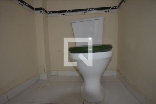 Lavabro de apartamento à venda com 2 quartos, 65m² em Parada de Lucas, Rio de Janeiro