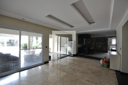 Sala de Estar de casa para alugar com 3 quartos, 800m² em Vila Albertina, São Paulo