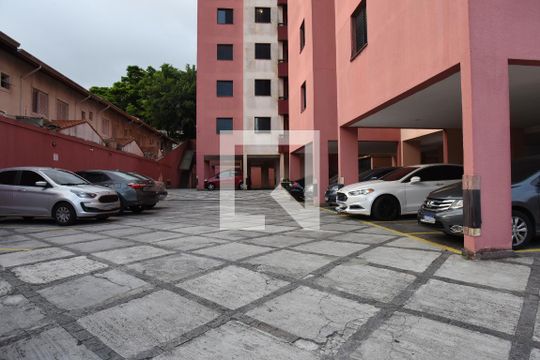 Garagem de apartamento à venda com 3 quartos, 72m² em Jardim Ubirajara, São Paulo