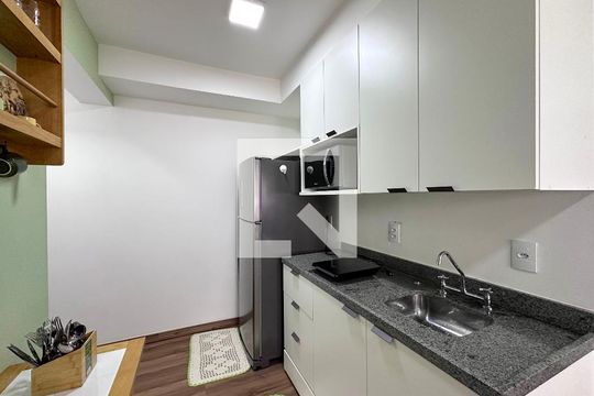 Cozinha de kitnet/studio à venda com 1 quarto, 25m² em Brooklin, São Paulo